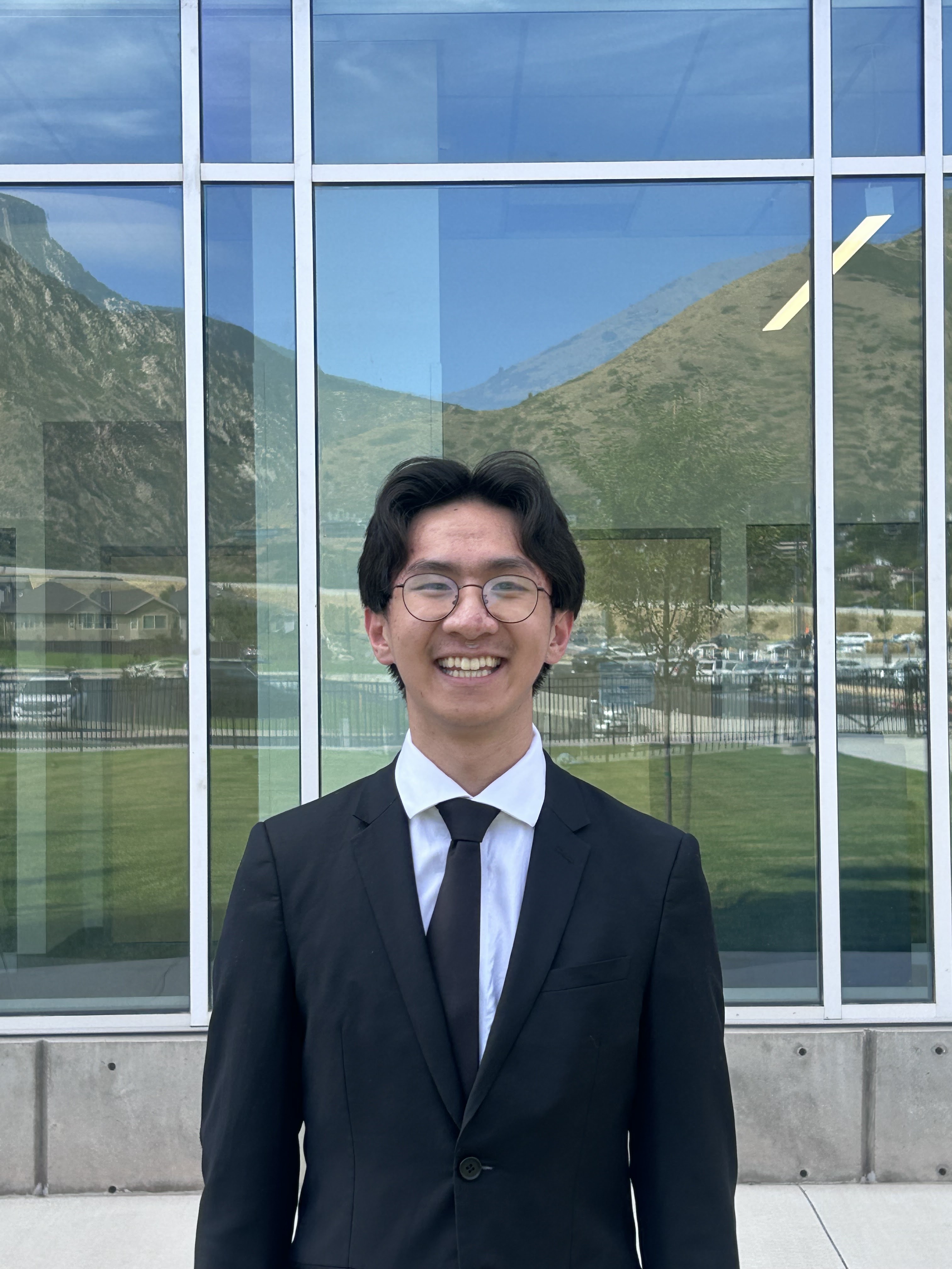 Portrait of Daniel Luo